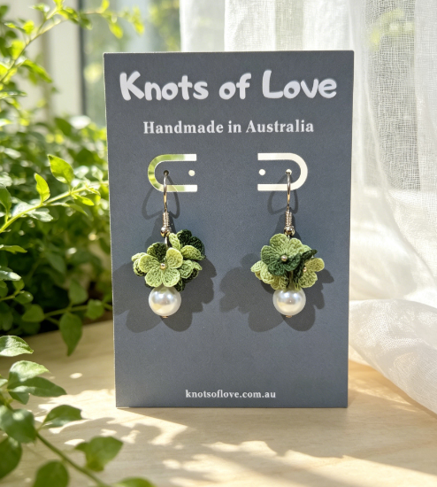 DEWDROP DANGLE EARRINGS - EMERALD