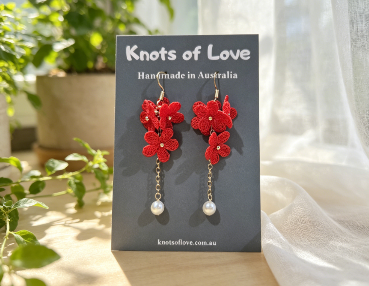 SERENE DANGLE EARRINGS - RED