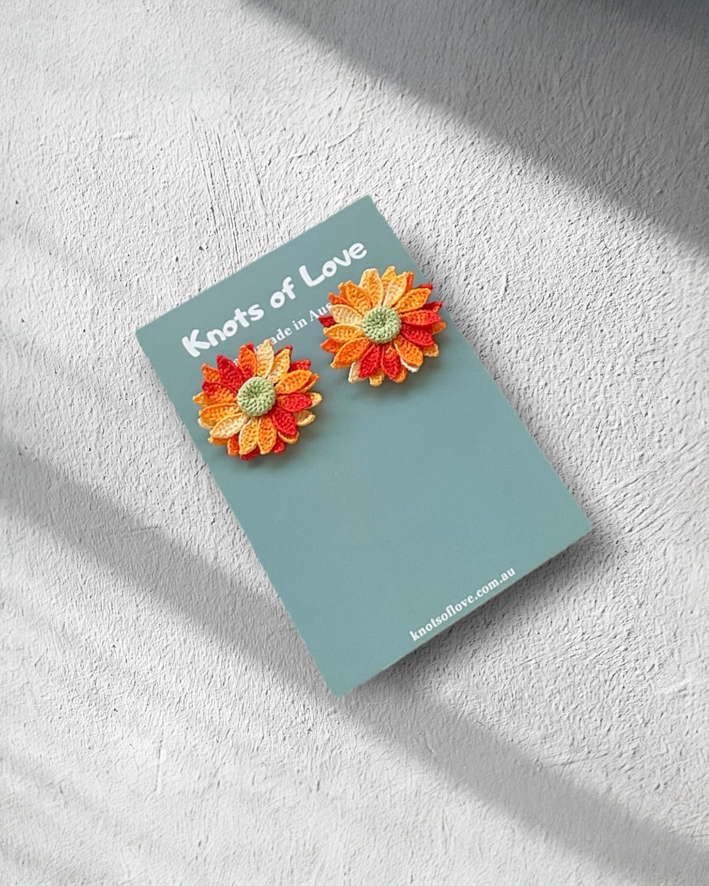 SUNFLOWER STUD EARRINGS - ORANGE GRADIENT