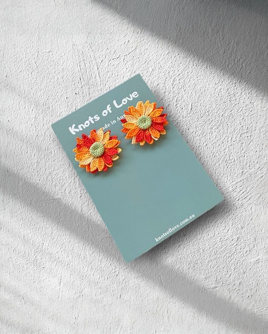 SUNFLOWER STUD EARRINGS - ORANGE GRADIENT