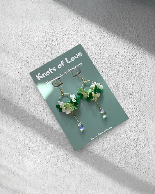 FLORAL DANGLE EARRINGS - GREEN