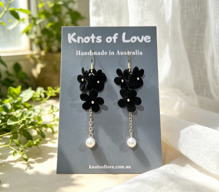 SERENE DANGLE EARRINGS - BLACK