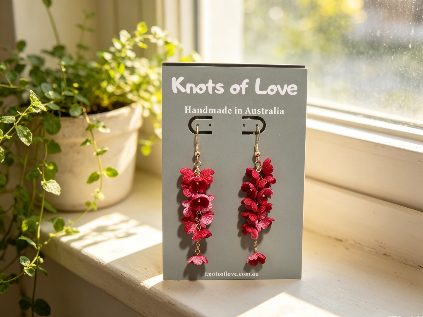 CORA DANGLE EARRINGS - FUCHSIA PINK