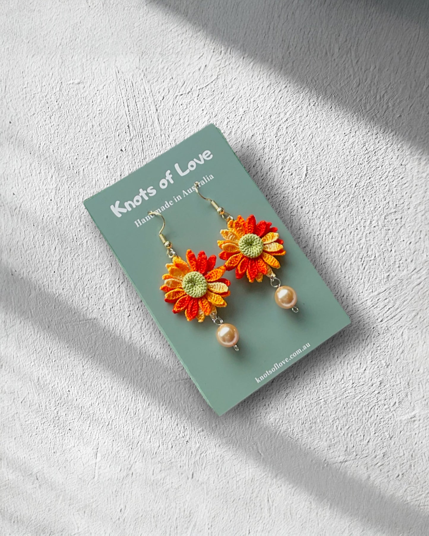 SUNFLOWER DANGLE EARRINGS (L) - ORANGE GRADIENT