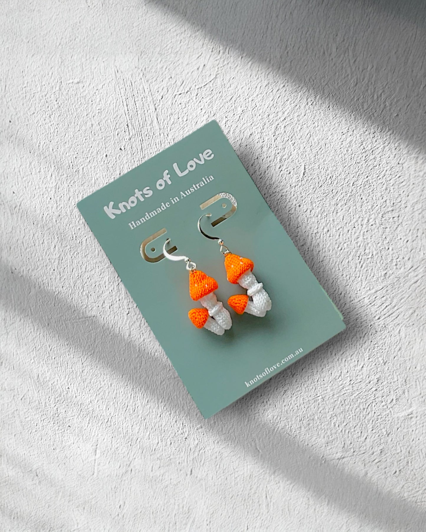 MUSHROOM DANGLE EARRINGS - ORANGE